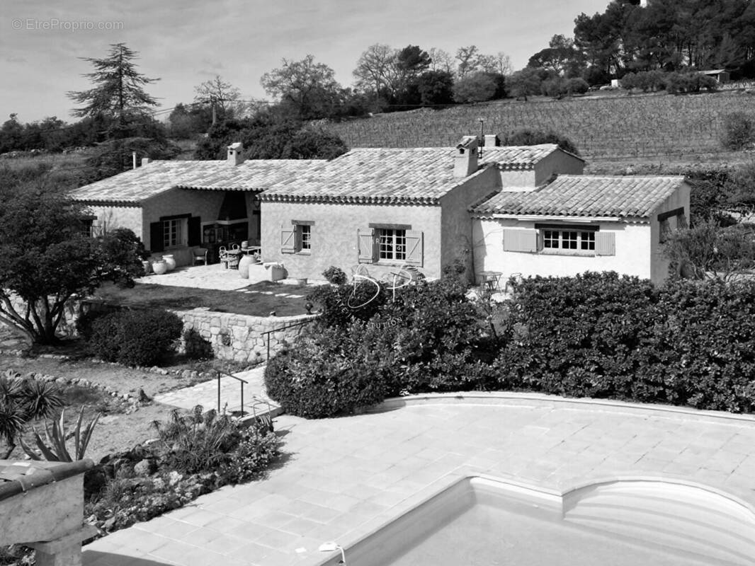 Maison à LORGUES