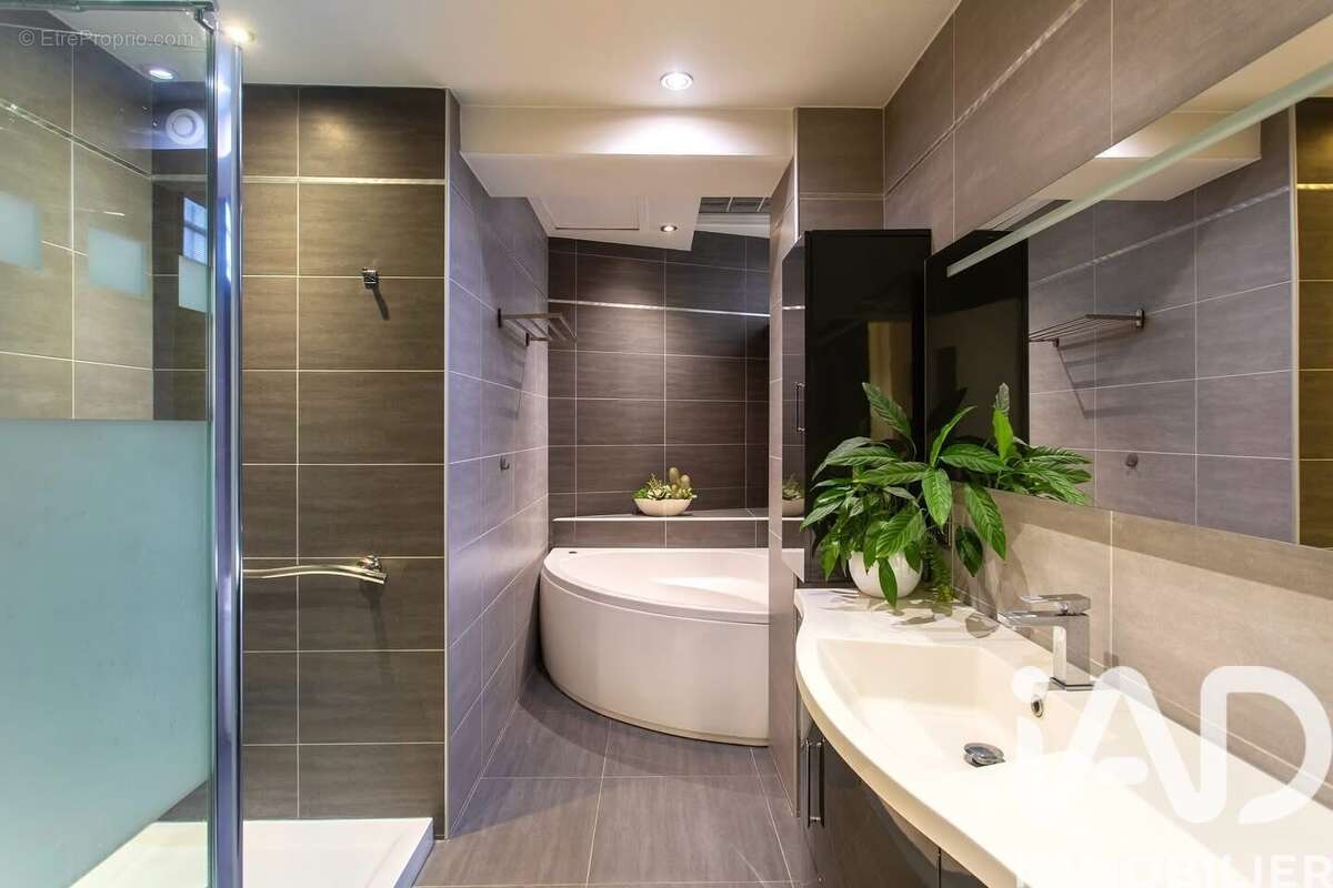 Maison 350 m² à Amiens  - photo 7