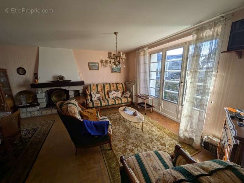 Maison à GUEMENE-SUR-SCORFF