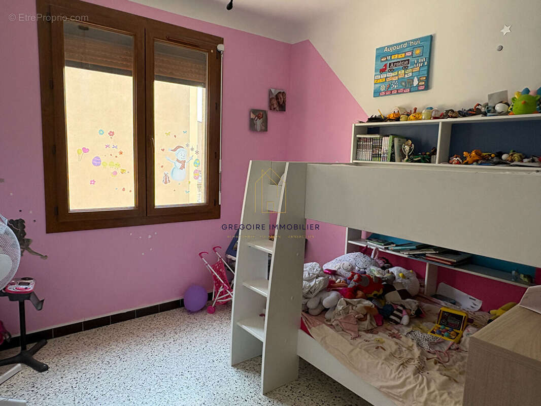 Appartement à PERTUIS