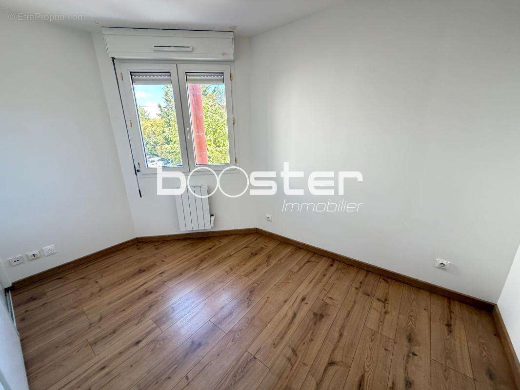 Bonnefoy- Bel appartement T4 avec balcon, parking et cave, au calme - photo 6