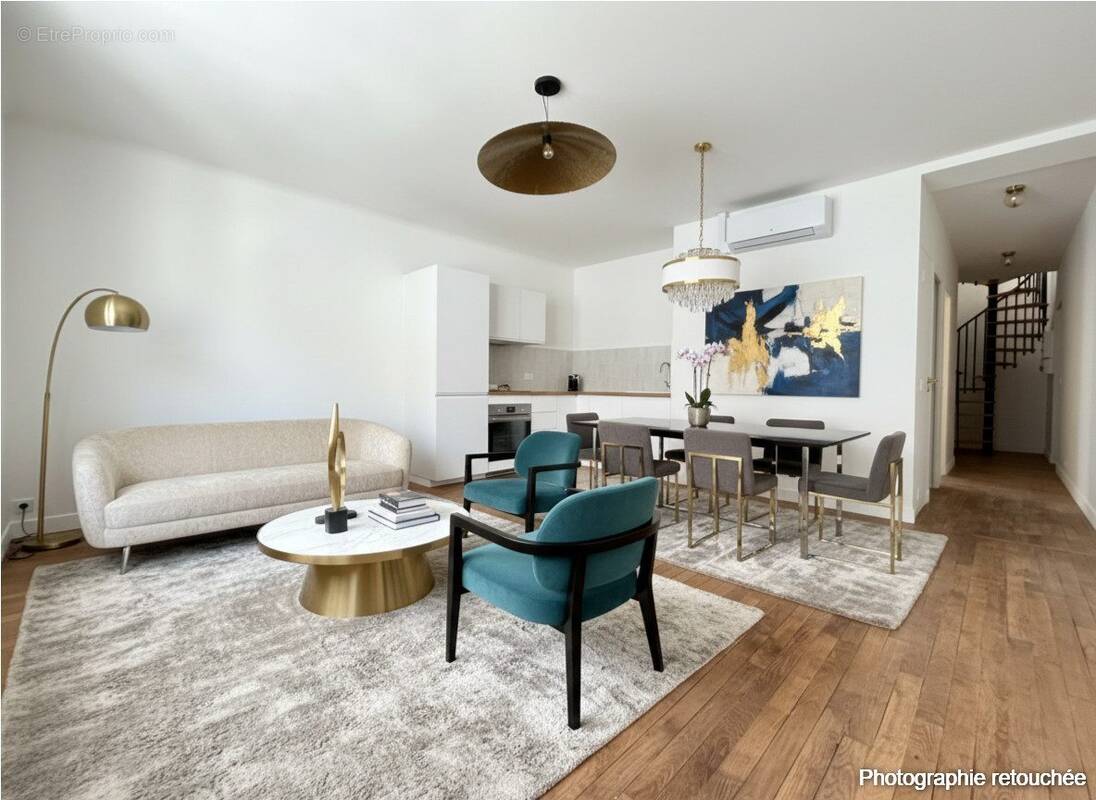 Appartement à PARIS-18E