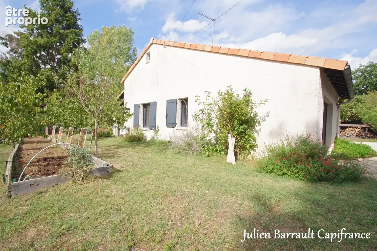 Maison familiale de 127,48 m² avec 5 chambres sur un terrain clos de 1133 m² - photo 7