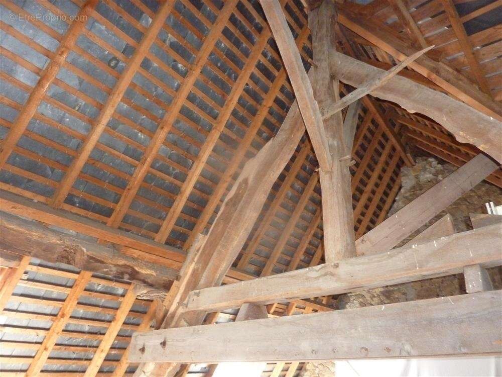 Maison à LASSAY-LES-CHATEAUX