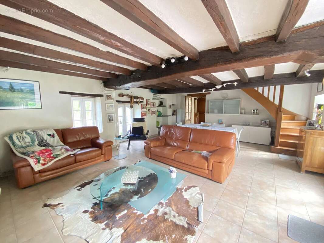 Maison à LES PONTS-DE-CE