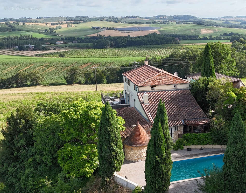 Maison à CASTELMORON-SUR-LOT