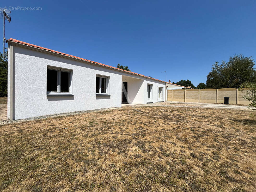 Maison Sainte Cecile 5 pièce(s) 100 m2 - photo 2