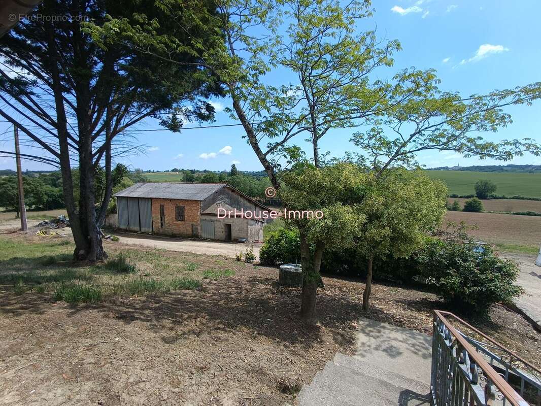 Maison à SAINT-AVIT