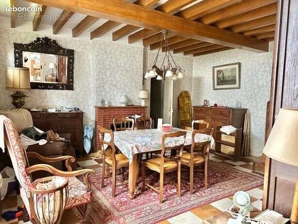 Maison à LOUVILLIERS-EN-DROUAIS