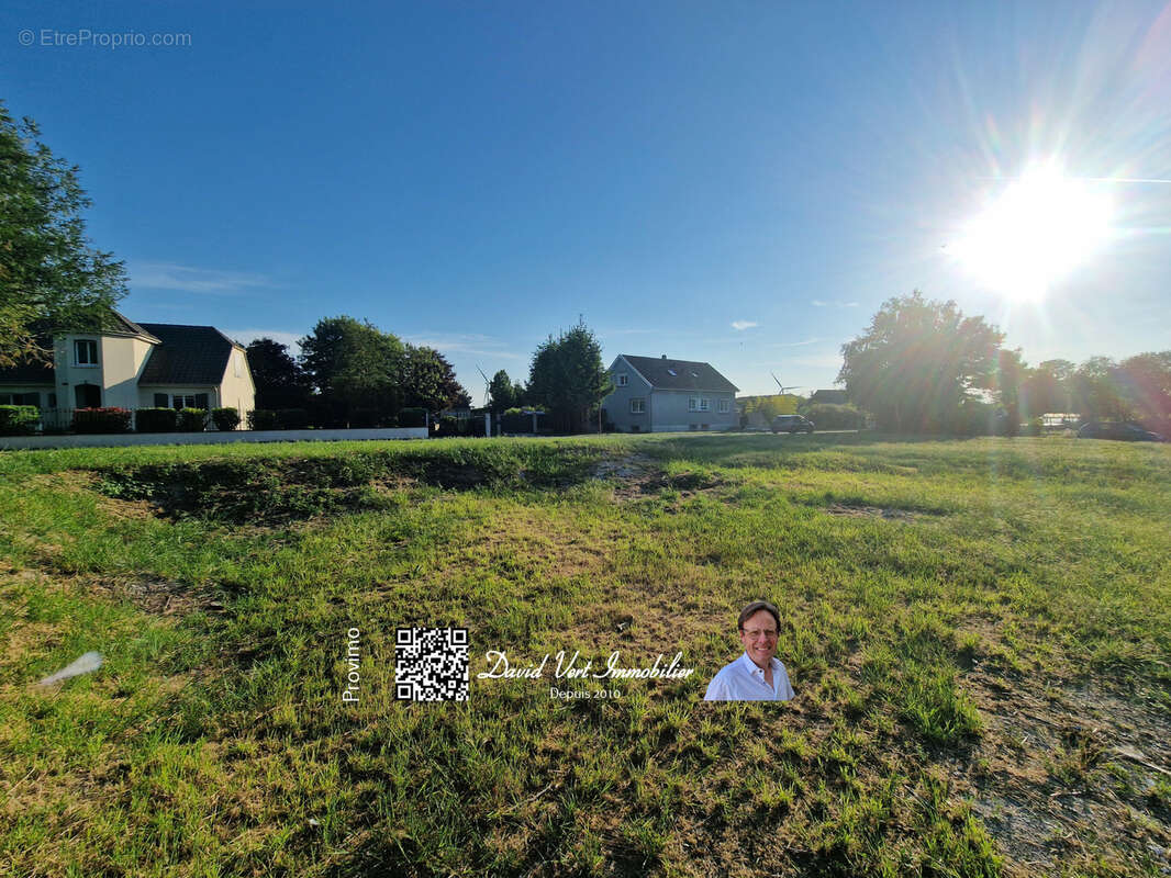 Terrain à CHAINTRIX-BIERGES