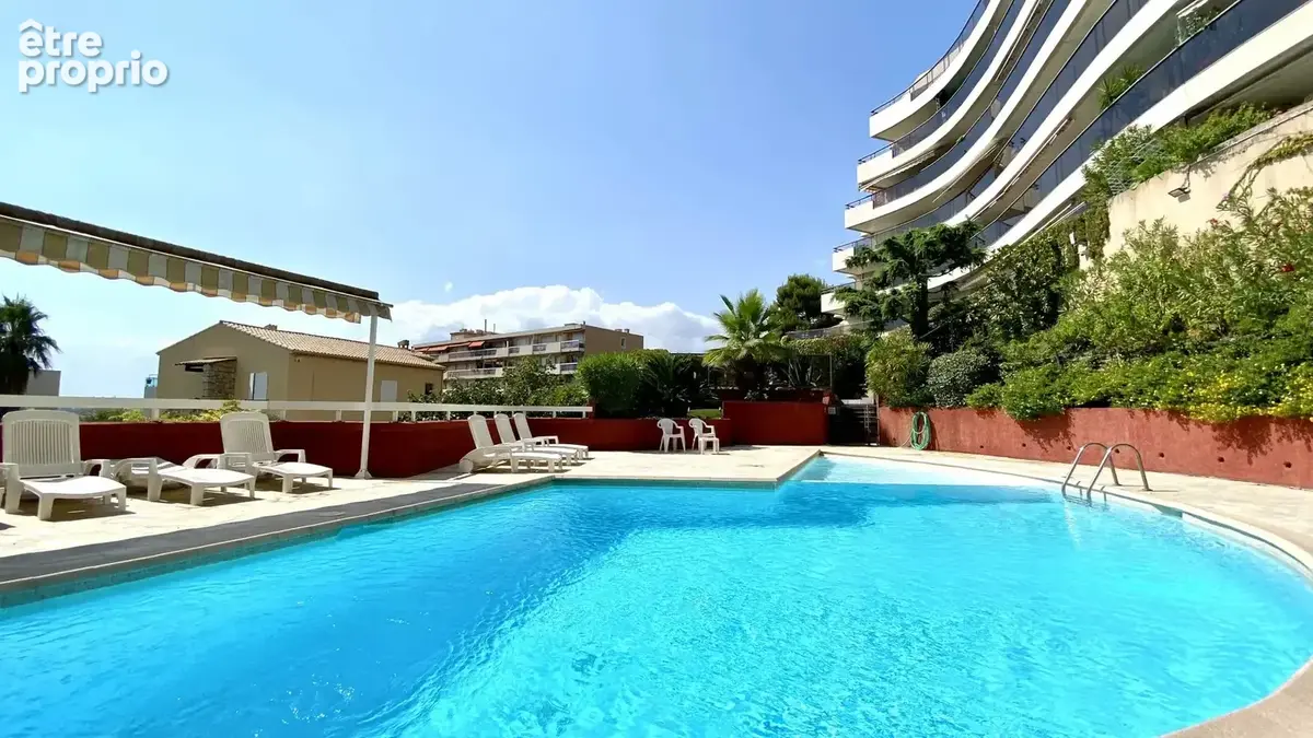 Nice Corniche Fleurie 3 pièces d’angle de 81 m², terrasse 41 m² et vue mer panoramique - photo 24