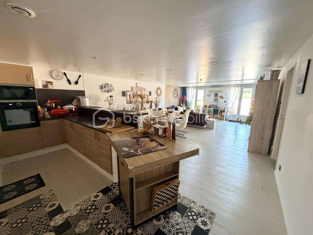 Maison mitoyenne de plain-pied de 95 m² avec terrasse à découvrir - photo 6