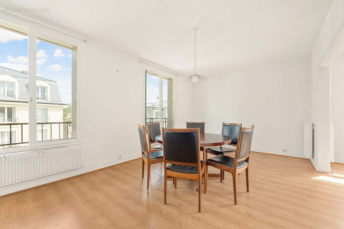 Appartement à VERSAILLES