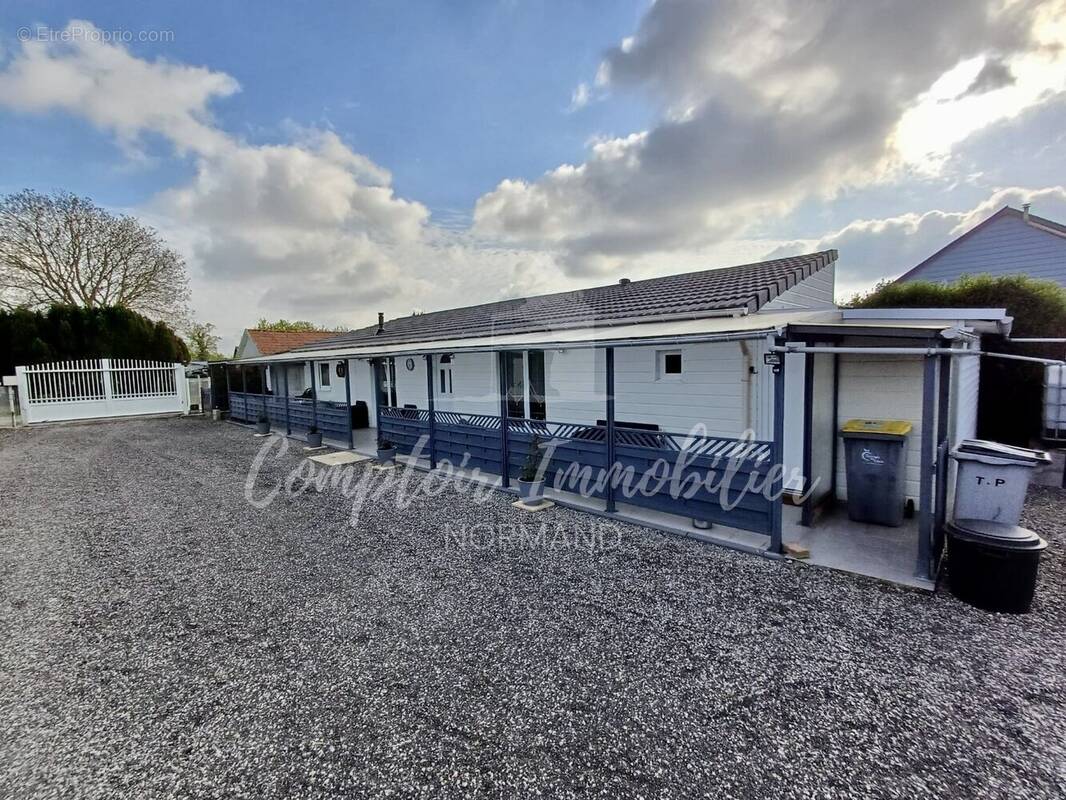 Maison à VENESTANVILLE