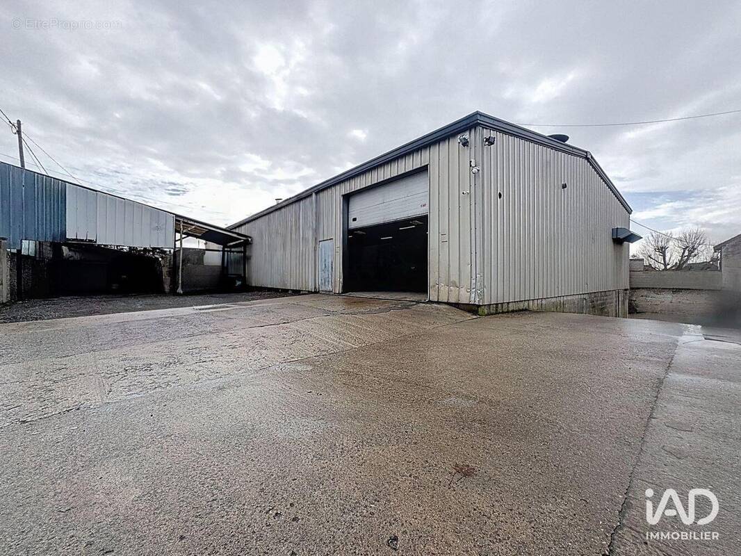 Photo 1 - Commerce à CONCHES-SUR-GONDOIRE