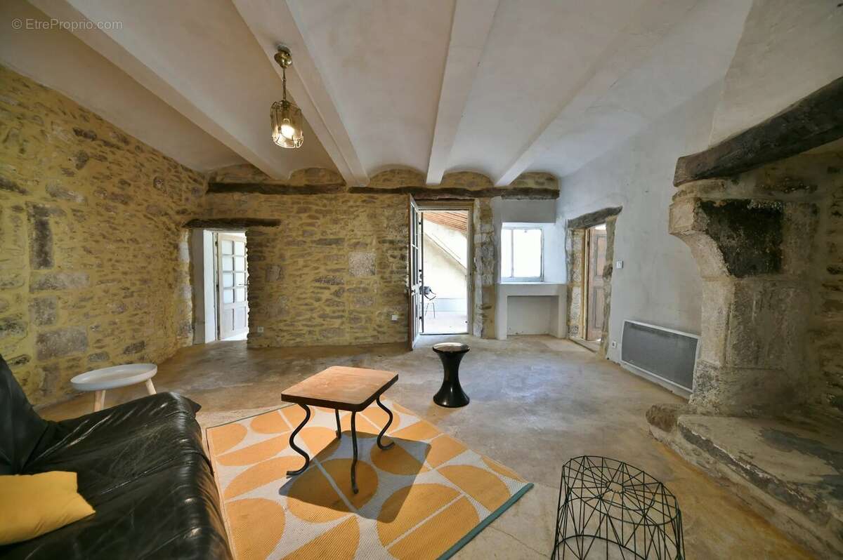 Maison à UZES