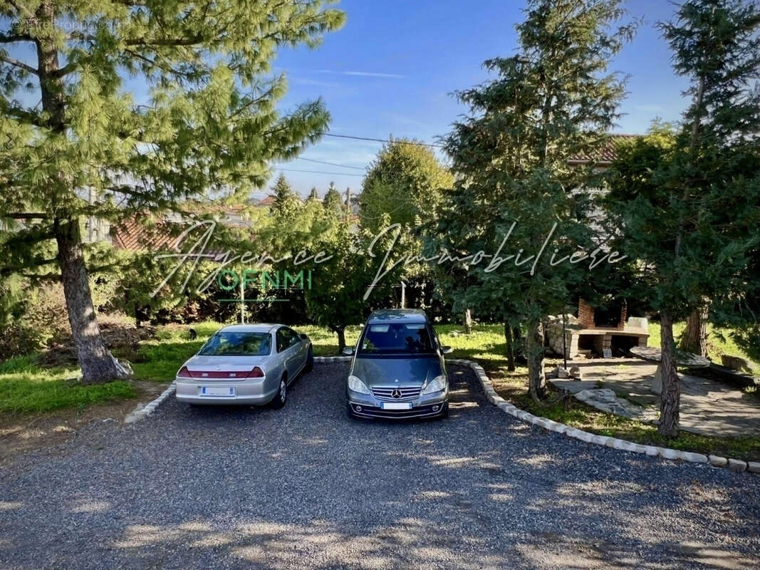 Maison à ECOTAY-L&#039;OLME