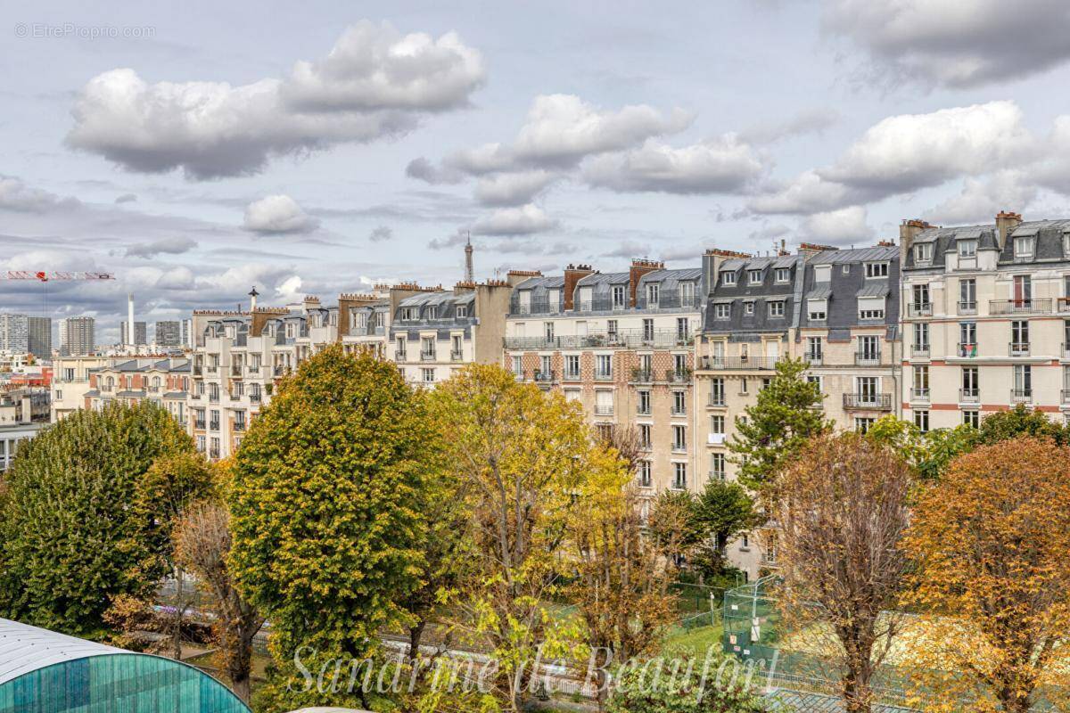 Appartement à PARIS-15E