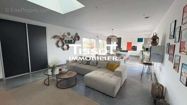Maison 167 m² à Dions  - photo 5