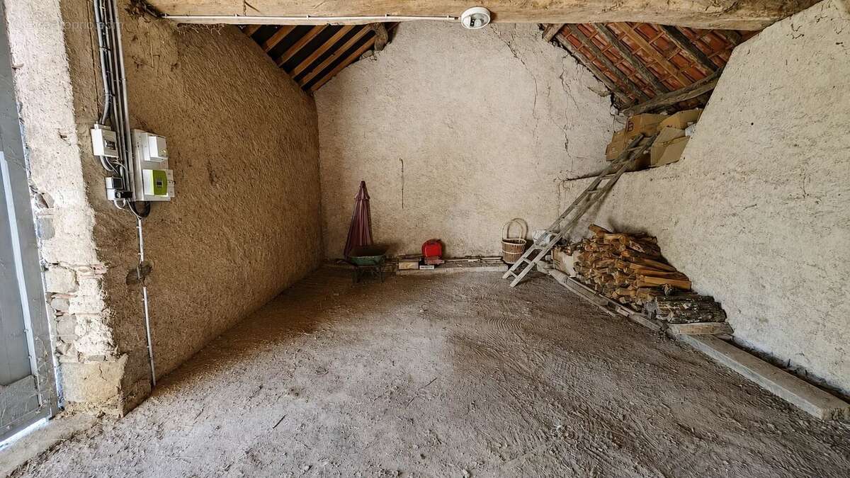 Longère bourbonnaise dans un hameau calme - photo 22