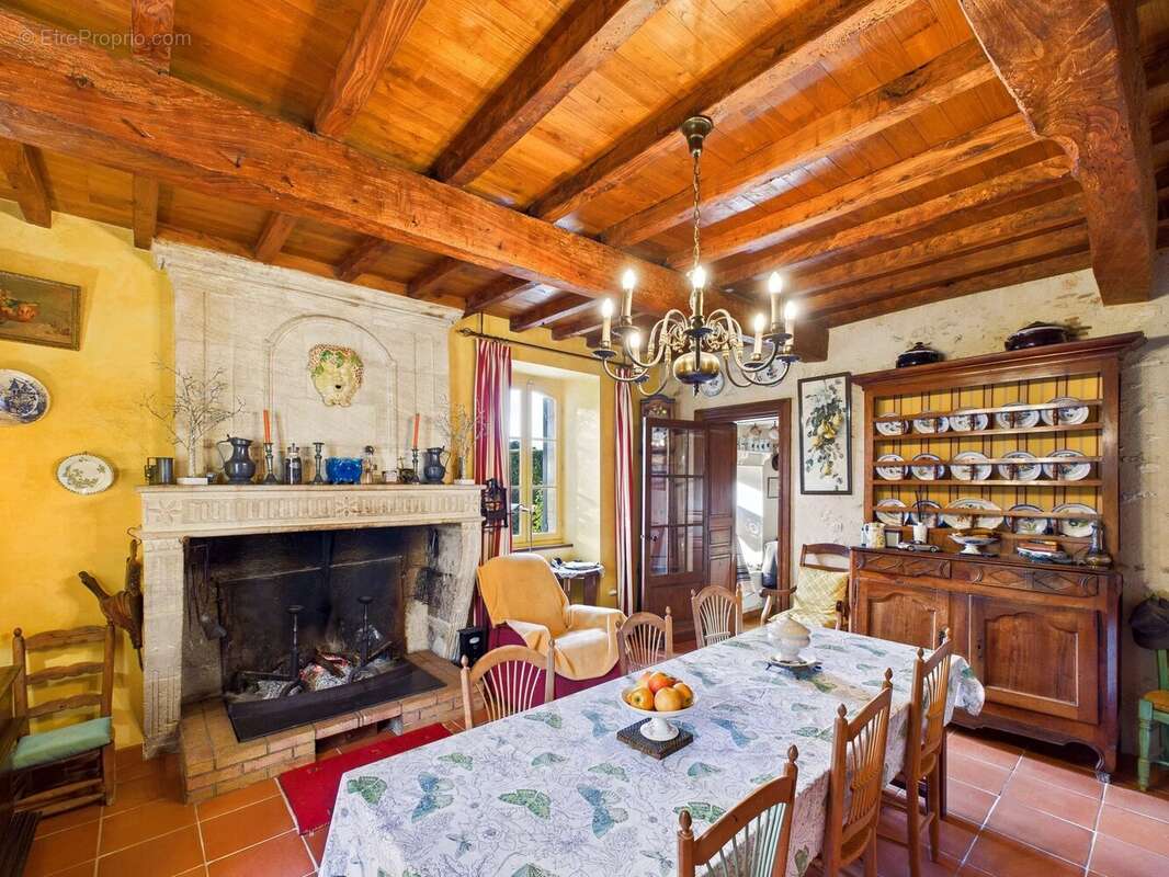 Maison à CASTILLON-LA-BATAILLE