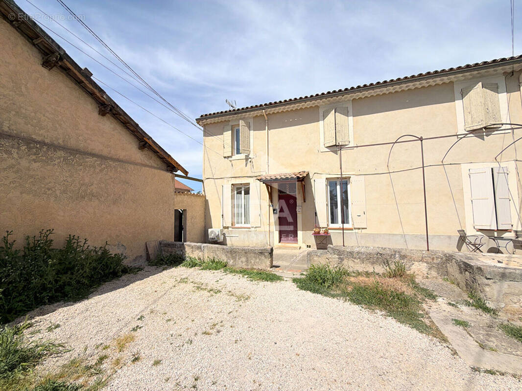 Appartement à PERTUIS