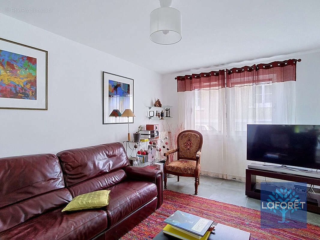 Maison La Roche-sur-yon 7 pièce(s) 172 m2 - photo 6