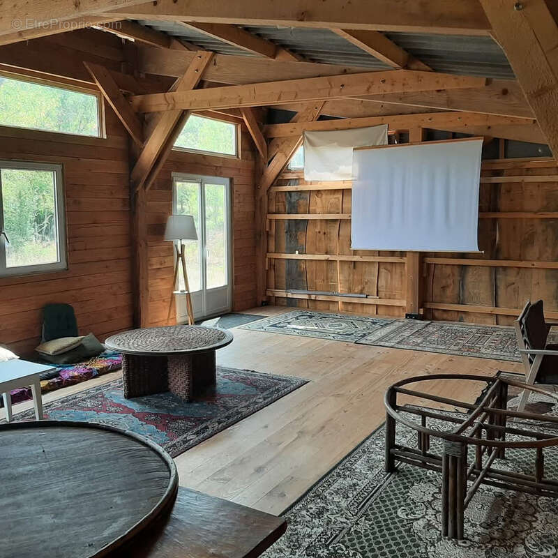 Maison à CAMPAGNE-SUR-AUDE