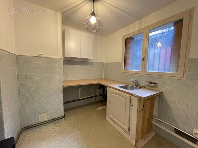 Appartement t2 avec balcon au 1er etage - photo 3