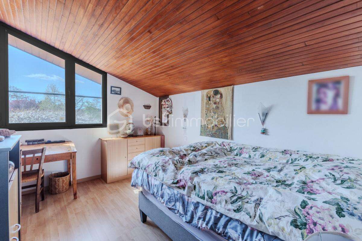 Maison familiale avec grand jardin - photo 8