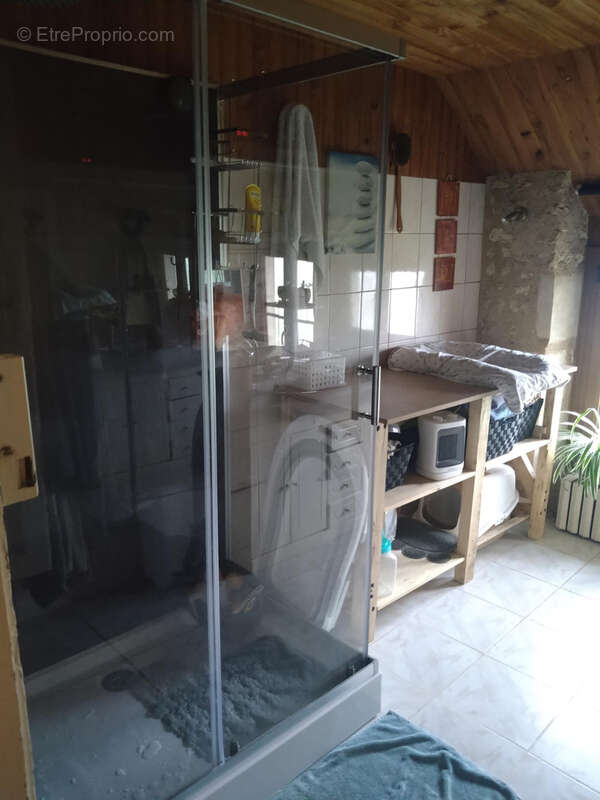 Maison à LE MELE-SUR-SARTHE