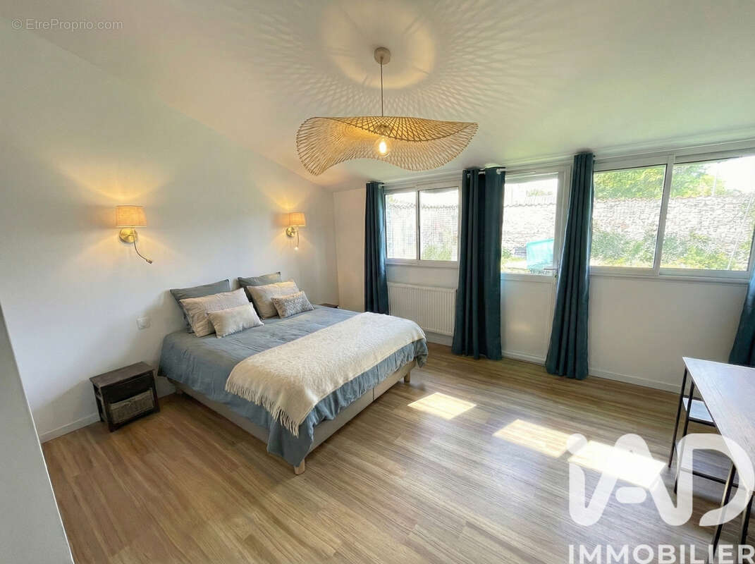 Photo 4 - Maison à VERINES