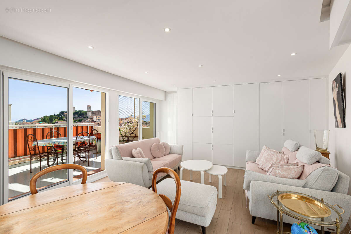 Appartement à CANNES