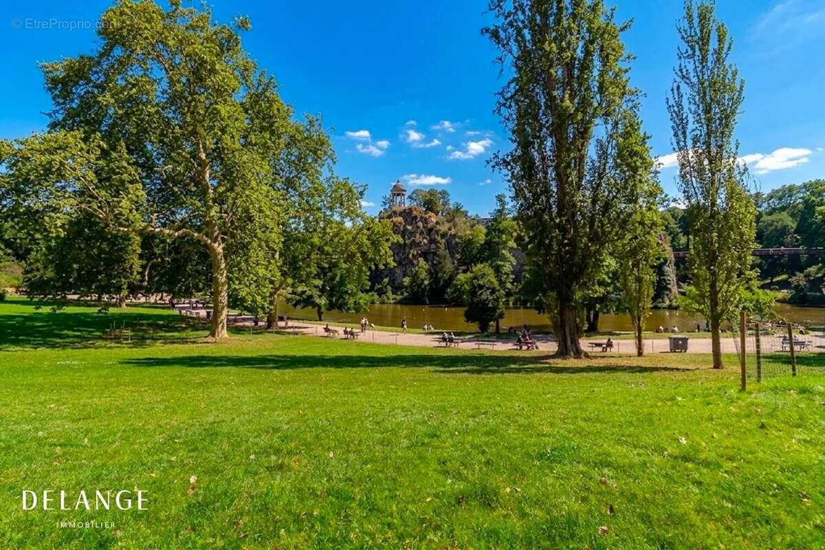 Appartement à PARIS-19E