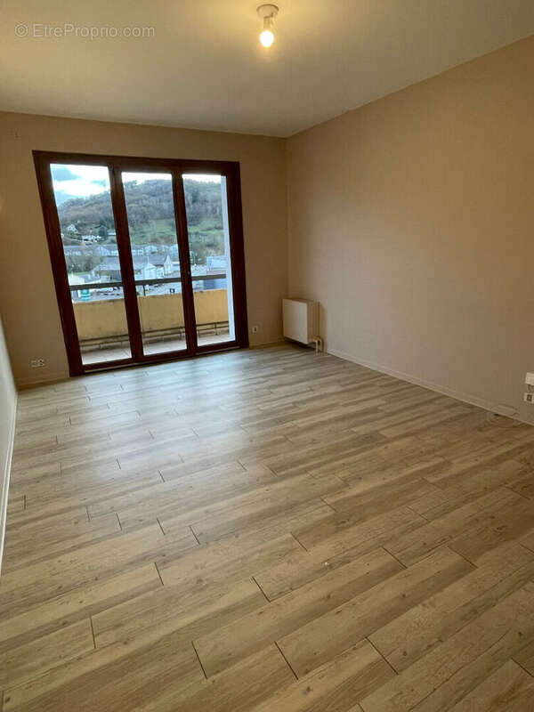 Appartement à DECAZEVILLE