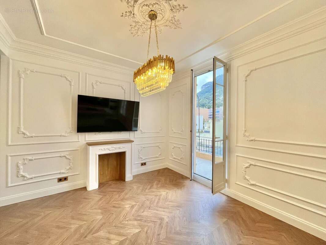 Appartement à BEAUSOLEIL