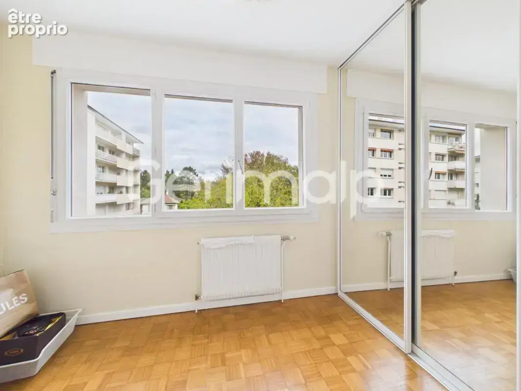 Vente - Appartement - 3 pièces + cuisine - 74,39 m² - 530 000 € - photo 7