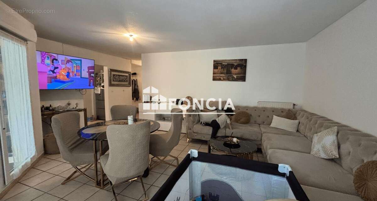 Appartement à LE PONTET