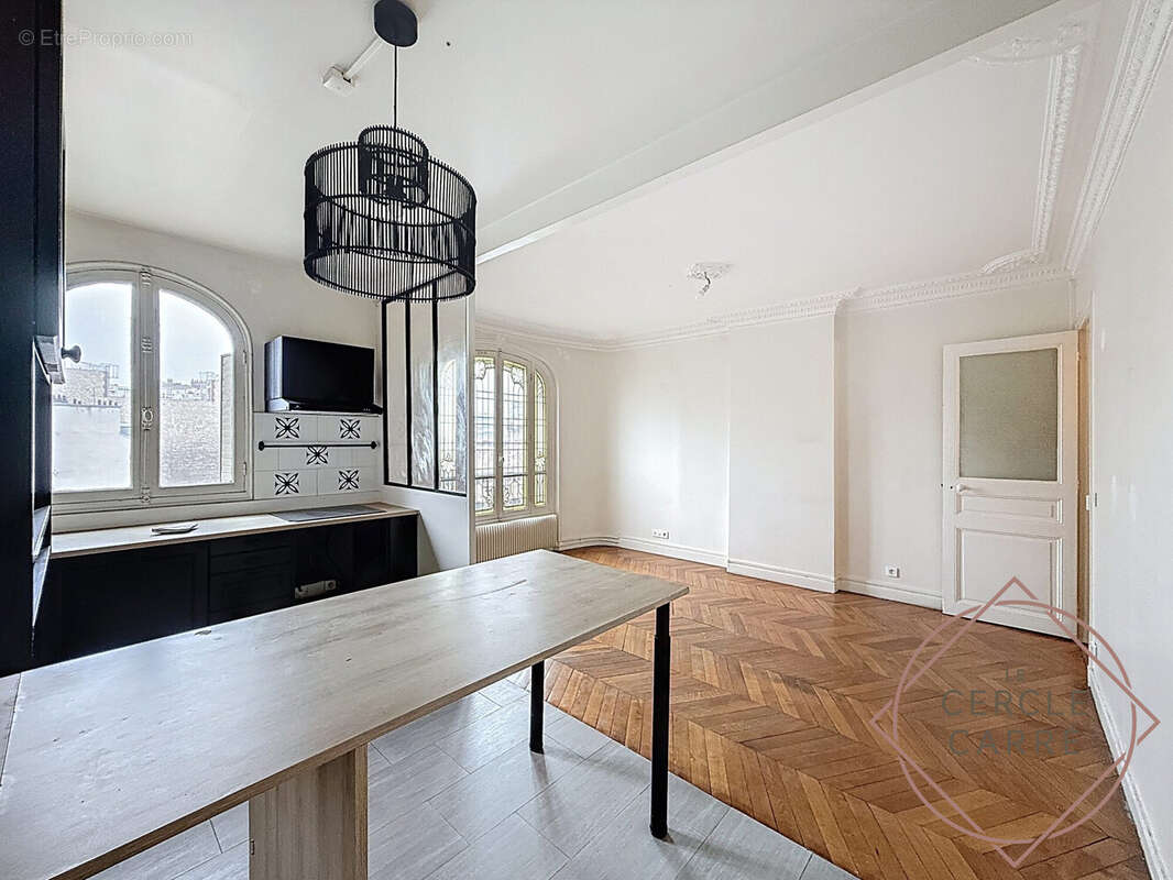Appartement à PARIS-12E