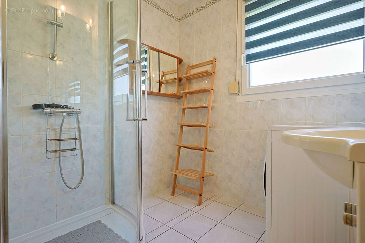 Appartement à CREHANGE