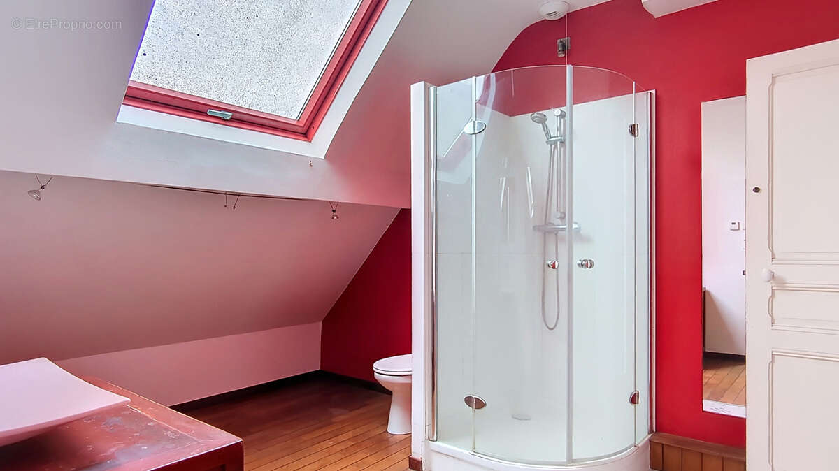 Maison à SARTROUVILLE