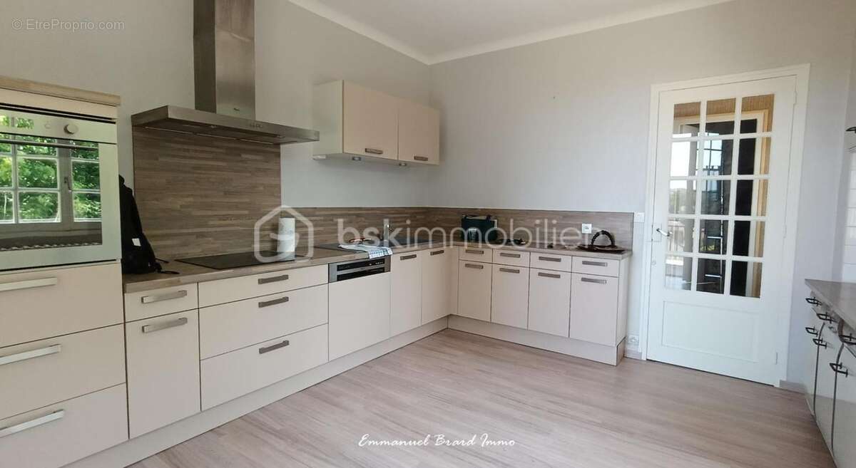 Maison à MONTMORILLON