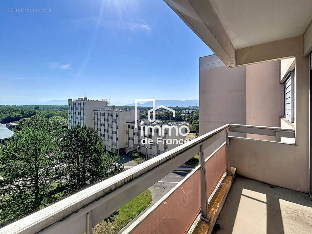 Appartement à SAINT-GENIS-POUILLY