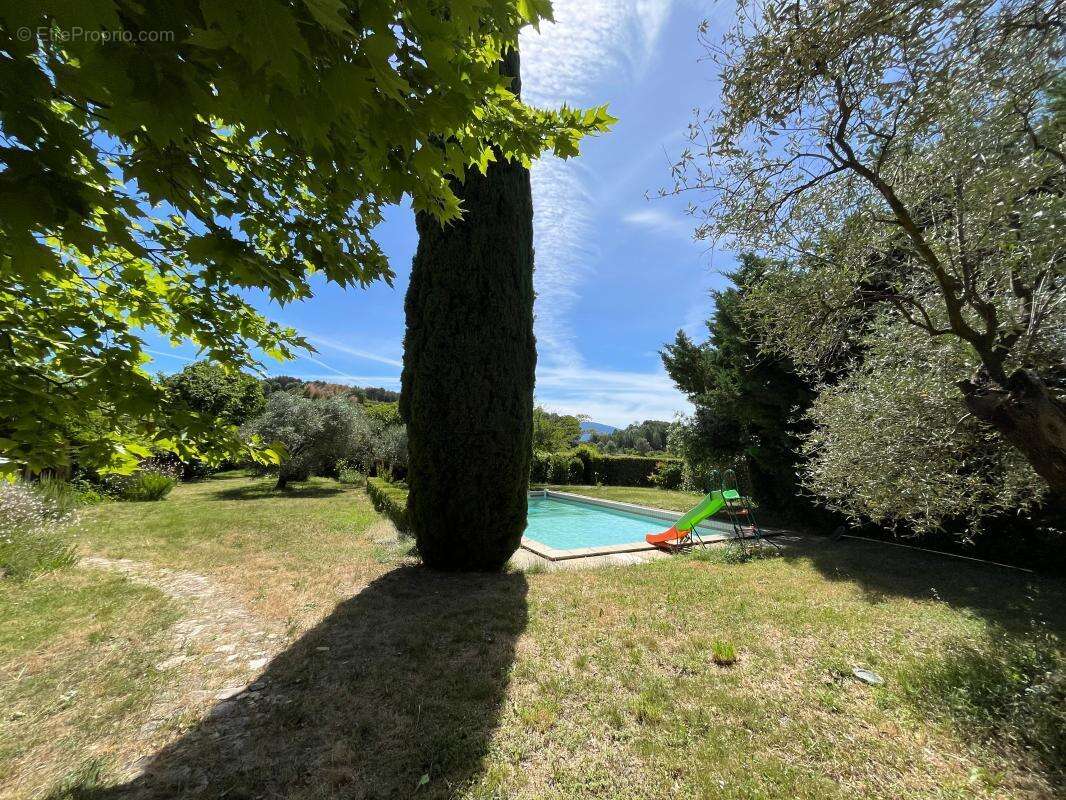 Maison à VAISON-LA-ROMAINE