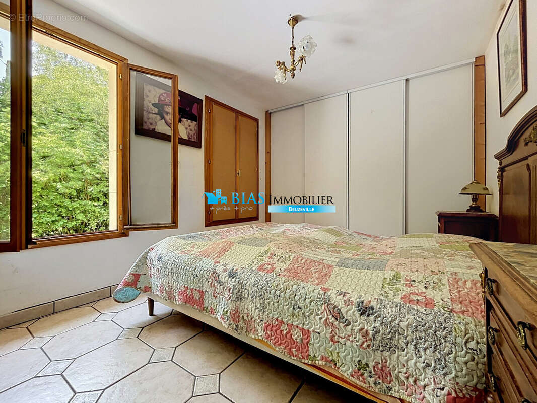 Maison 115 m² à Conteville  - photo 8
