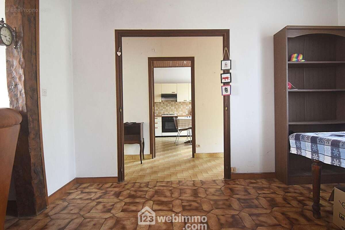 Maison à GUERLESQUIN