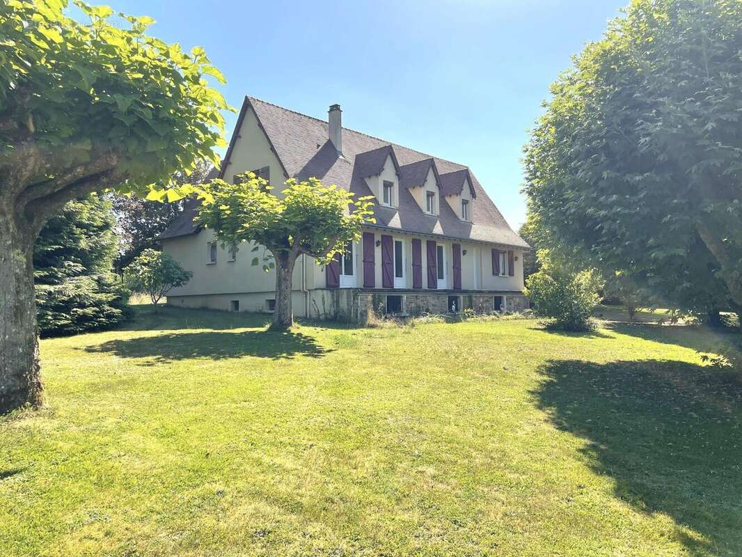 Photo 2 - Maison à SAINT-YRIEIX-LA-PERCHE