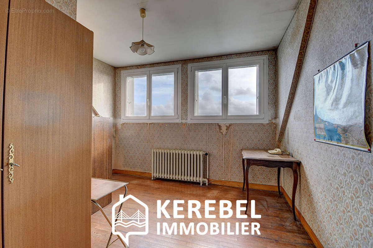 Maison à LOGONNA-DAOULAS