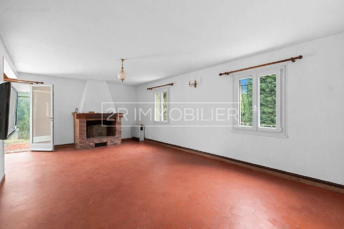 Maison à LAGNY-SUR-MARNE