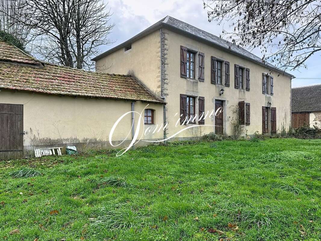 Maison à THOISY-LA-BERCHERE